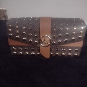 Michael Kors Greenwich studded purse, NWT. Brown/gold